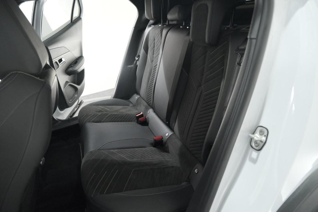 Peugeot 2008 puretech 130 eat8 gt | 360 camera | stoelmassage | adaptieve c