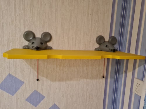 Wandplank met muziekdoosje