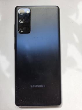 Nog zeer goede Samsung S20Fe mobile telefoon.