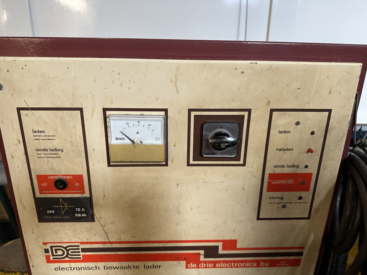 Heftruck lader 220 volt
