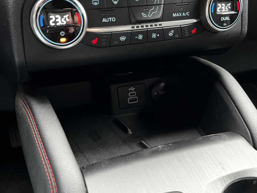 Ford Kuga 2.5 phev st-line x 225 pk | pdc v+a | camera | voorstoelen/stuur/