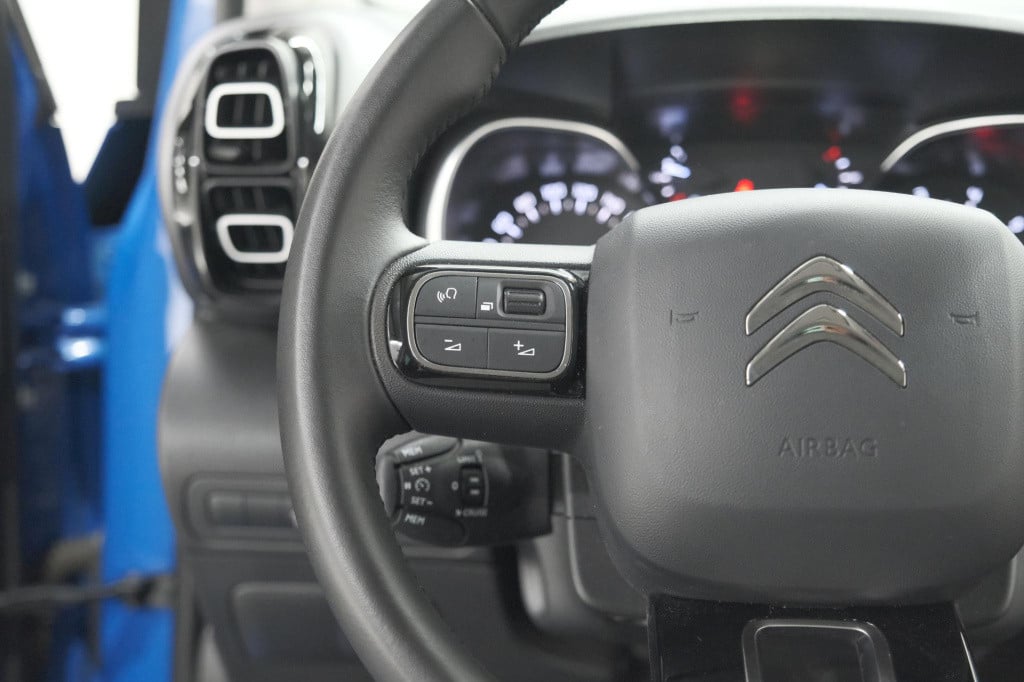 Citroen C3 Aircross puretech 130 eat6 max | camera | navigatie | apple carp