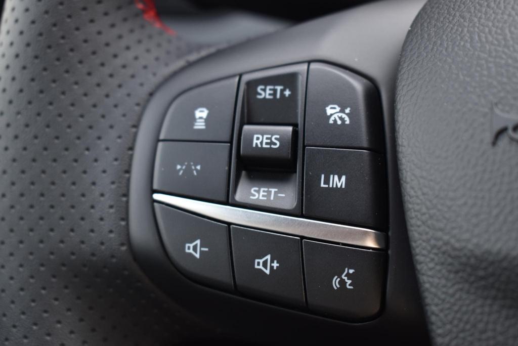 Ford Kuga 2.5 phev st-line x | climate control | adaptieve cruise control |