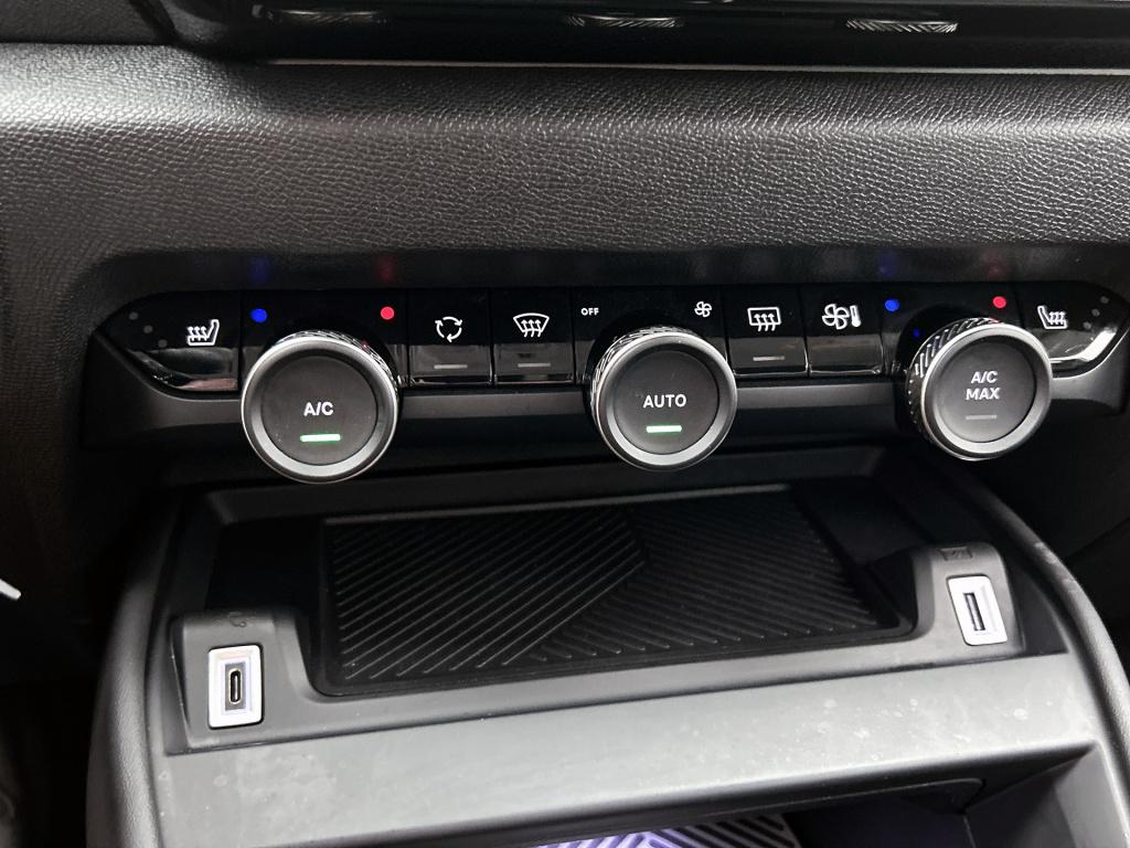 Citroen C4 130pk automaat feel | rijklaar | stoelverwarming | parkeerhulp |