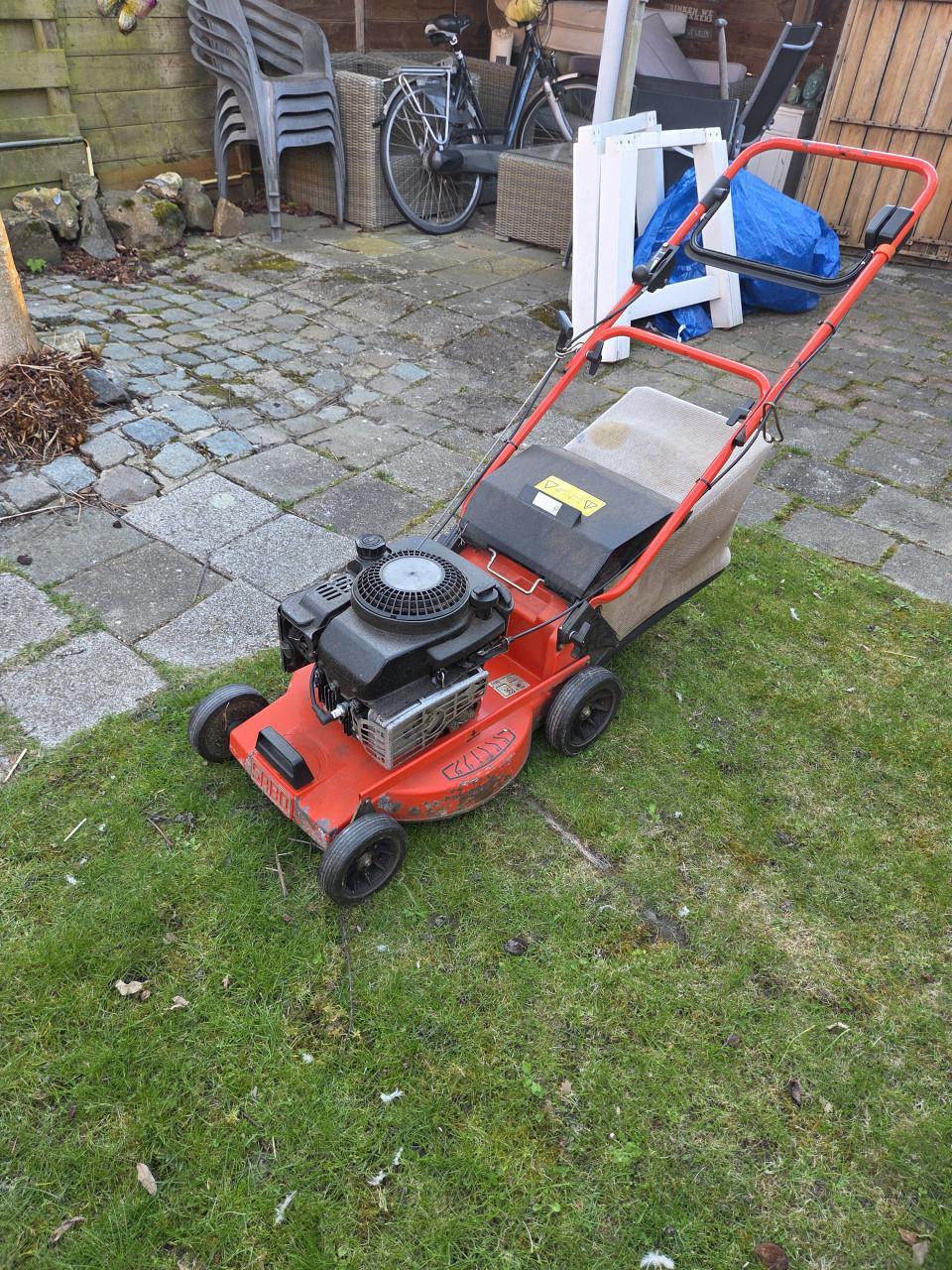 Te koop : Sabo 43-4 benzine maaier.