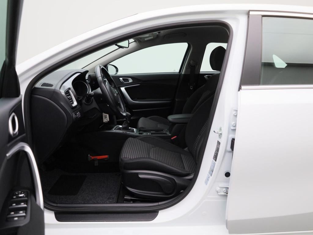 Kia Cee'd 1.0 t-gdi dynamicline | parkeer sensoren | navigatie | apple carp