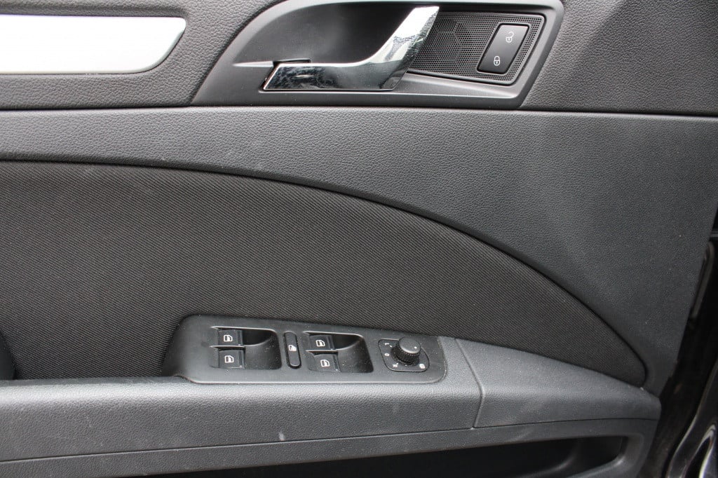 Skoda Superb combi 1.6 tdi champs elys.