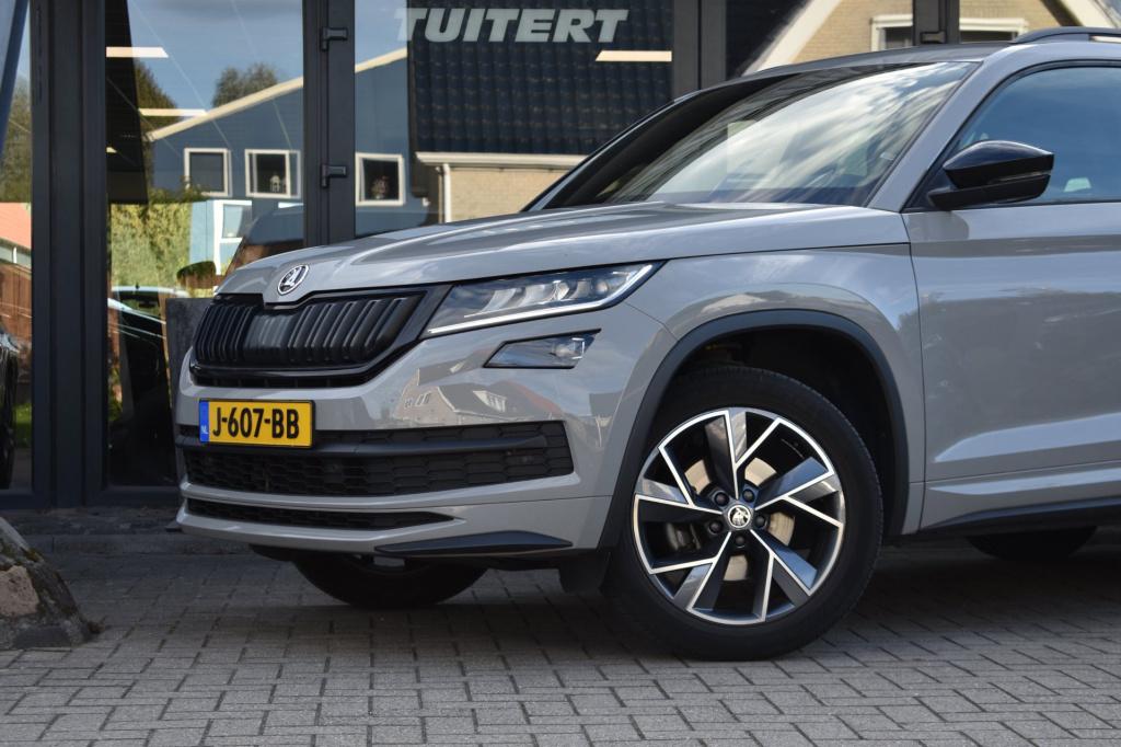Skoda Kodiaq 1.5 tsi sportline | nap | camera | stoelverwarming | apple car