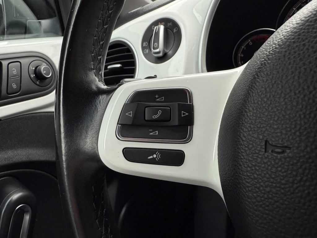 Volkswagen New Beetle 1.2 tsi exclusive s.