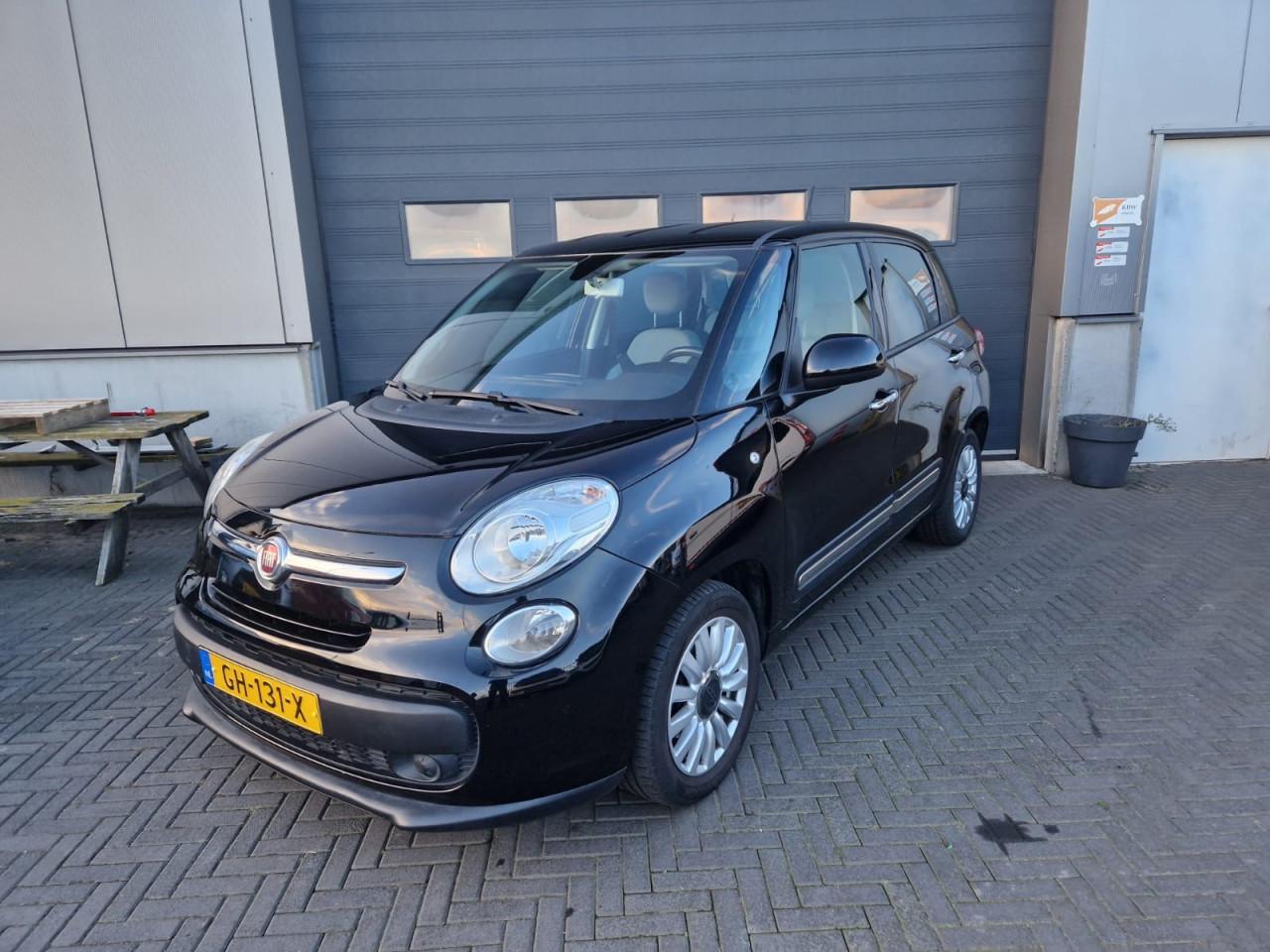 TE KOOP FIAT 500L 0.9 TWINAIR EASY ECO EURO 6 MET TREKHAAK EN AIRCO