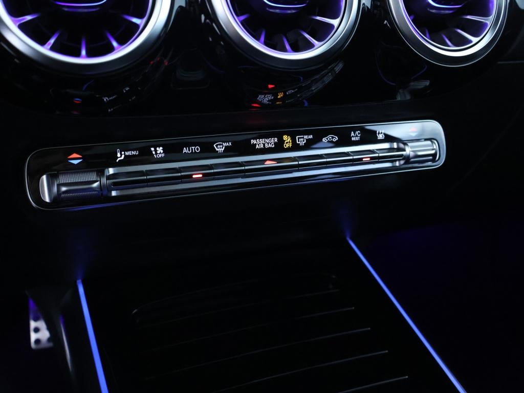 Mercedes-Benz Gla-klasse 250 e amg plug-in hybride edition amg line | night