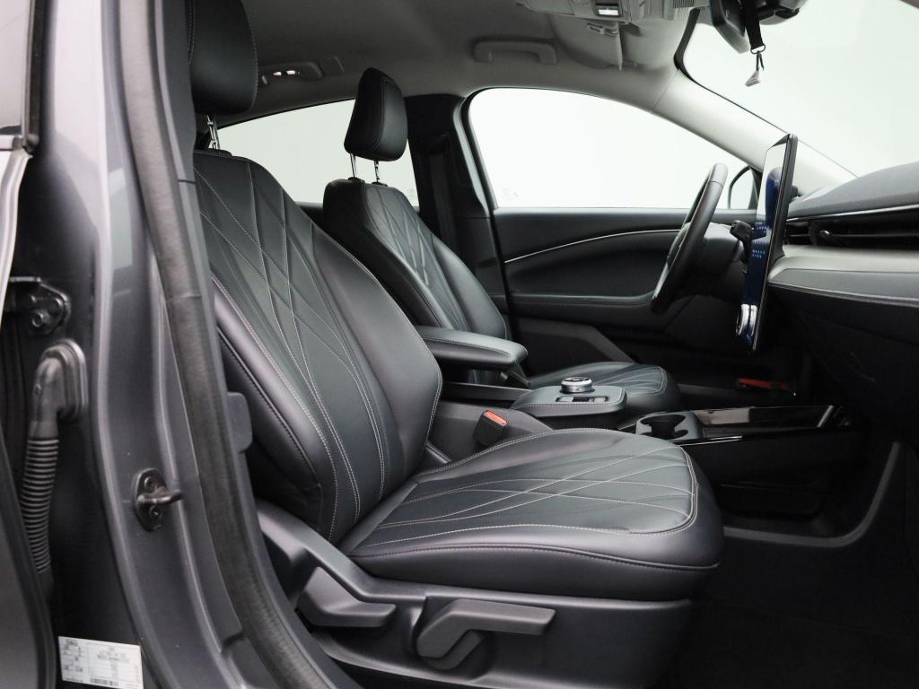 Ford Mustang Mach-e rwd 75 kwh adapt. cruise control - leren bekleding