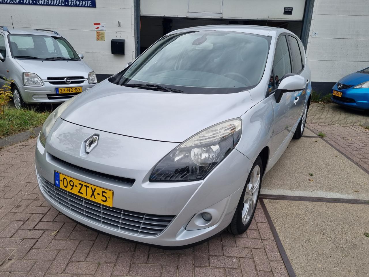 Renault Grand Scénic 1.4 TCe Bose 7-persoons | Dealer onderhouden!