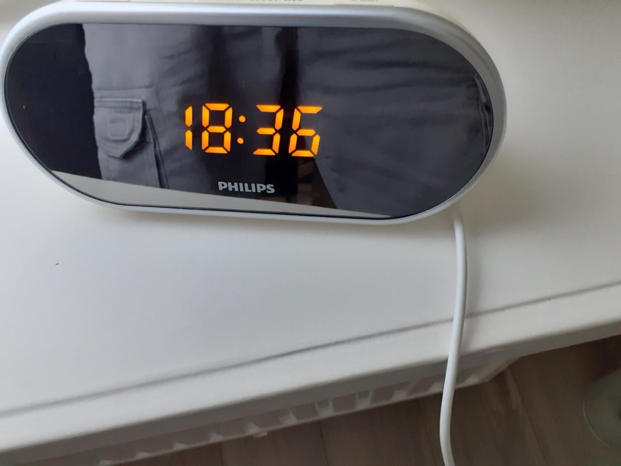 PHILIPS wekker/klokradio AJ1000