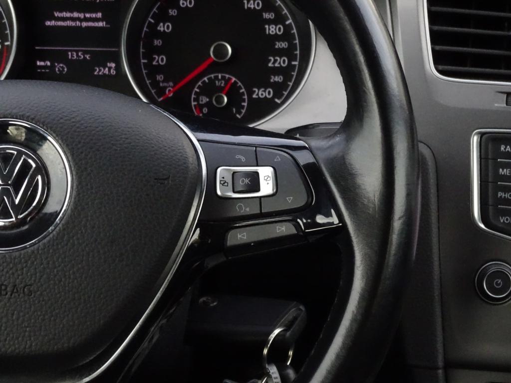 Volkswagen Golf 1.6 tdi highline adapt cruise | navi | bluetooth