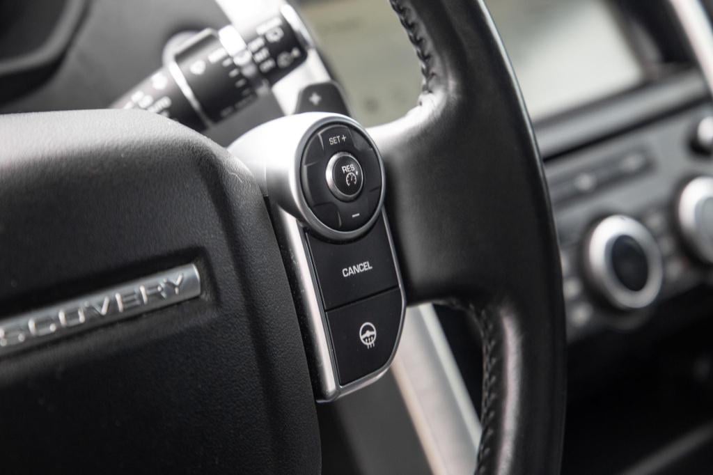 Land Rover Discovery 3.0 td6 hse grijs kenteken / leer / navi / luchtvering