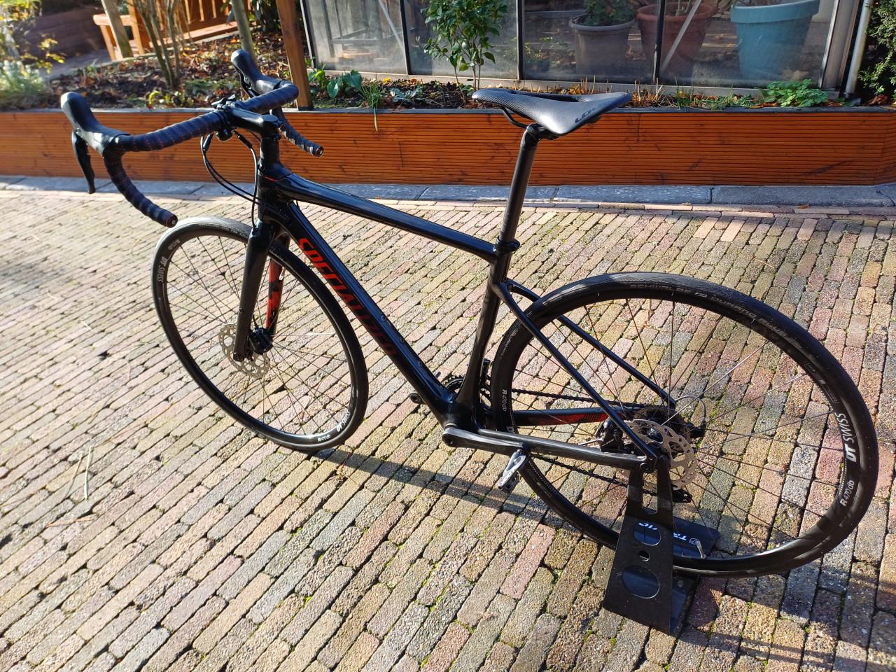 Racefiets Specialized Diverse (gravel fiets)