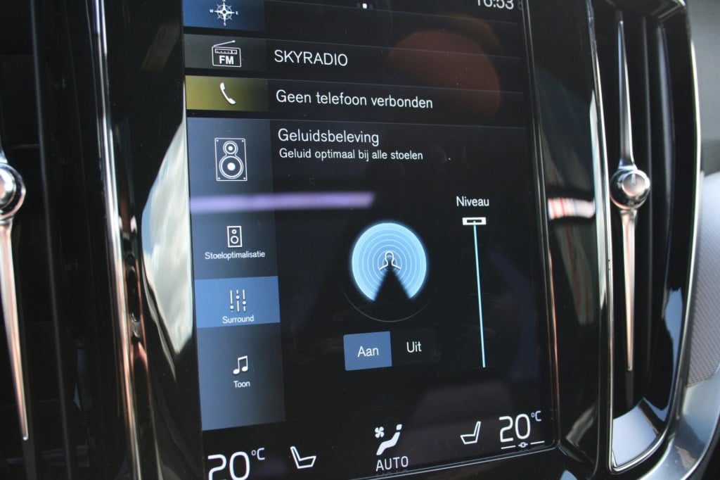 Volvo V60 2.0 t6 recharge awd r-design