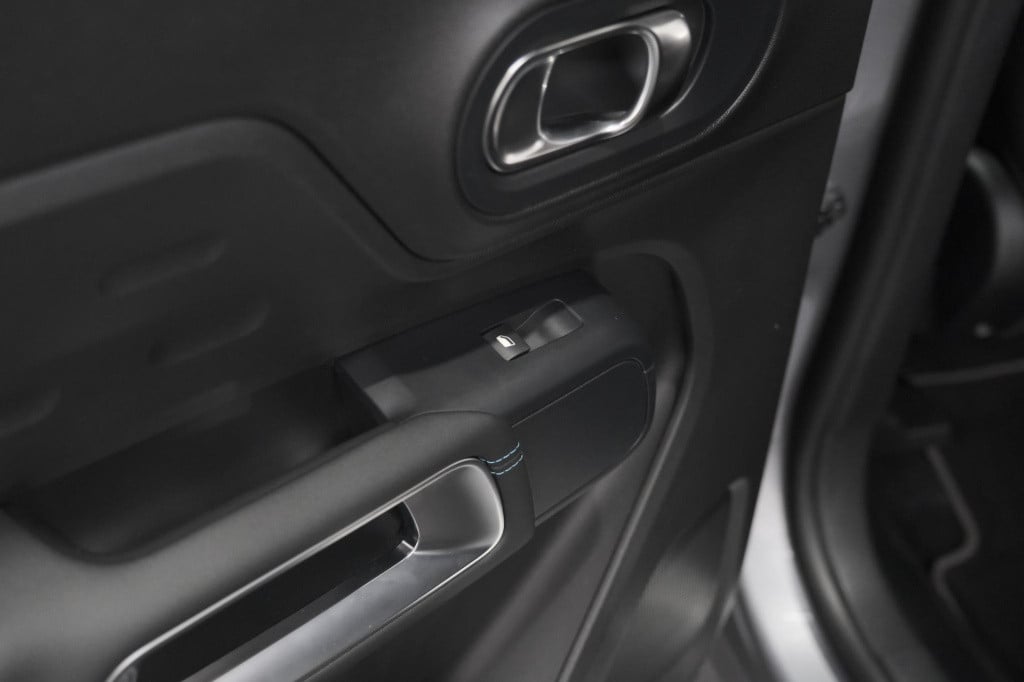 Citroen C5 Aircross hybrid 136 e-dcs6 ë-series | camera | dodehoekdetectie 