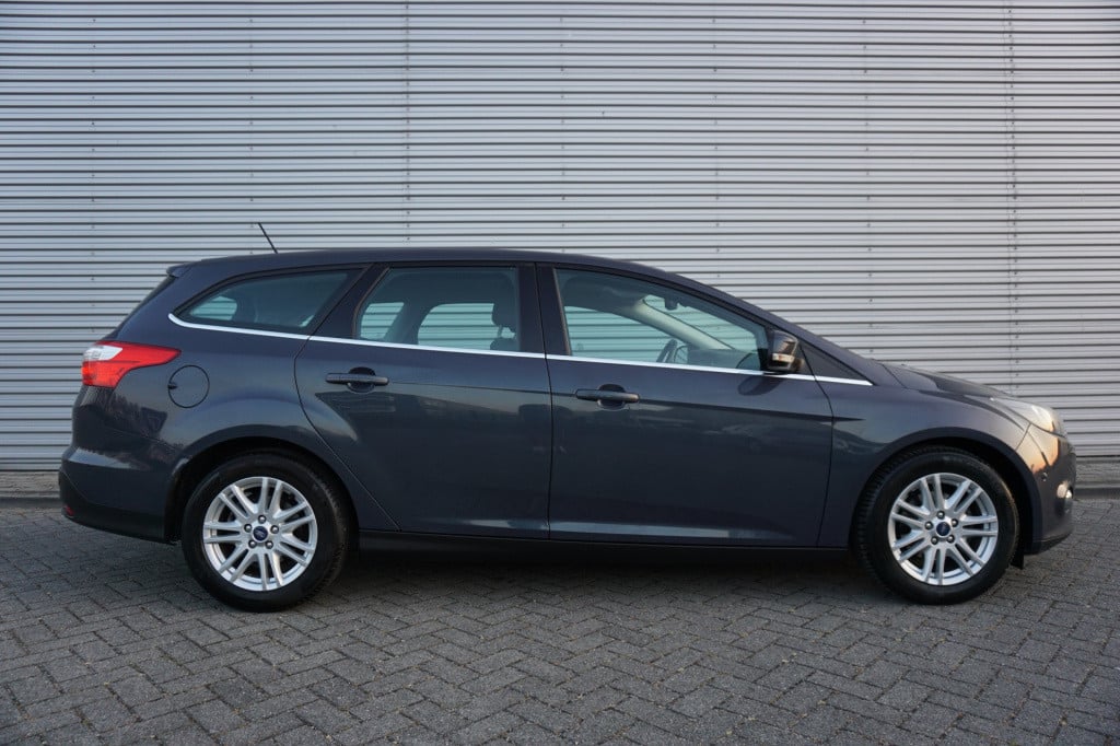 Ford Focus wagon 1.0 ecoboost edition plus climate / navi / cruise / elektr
