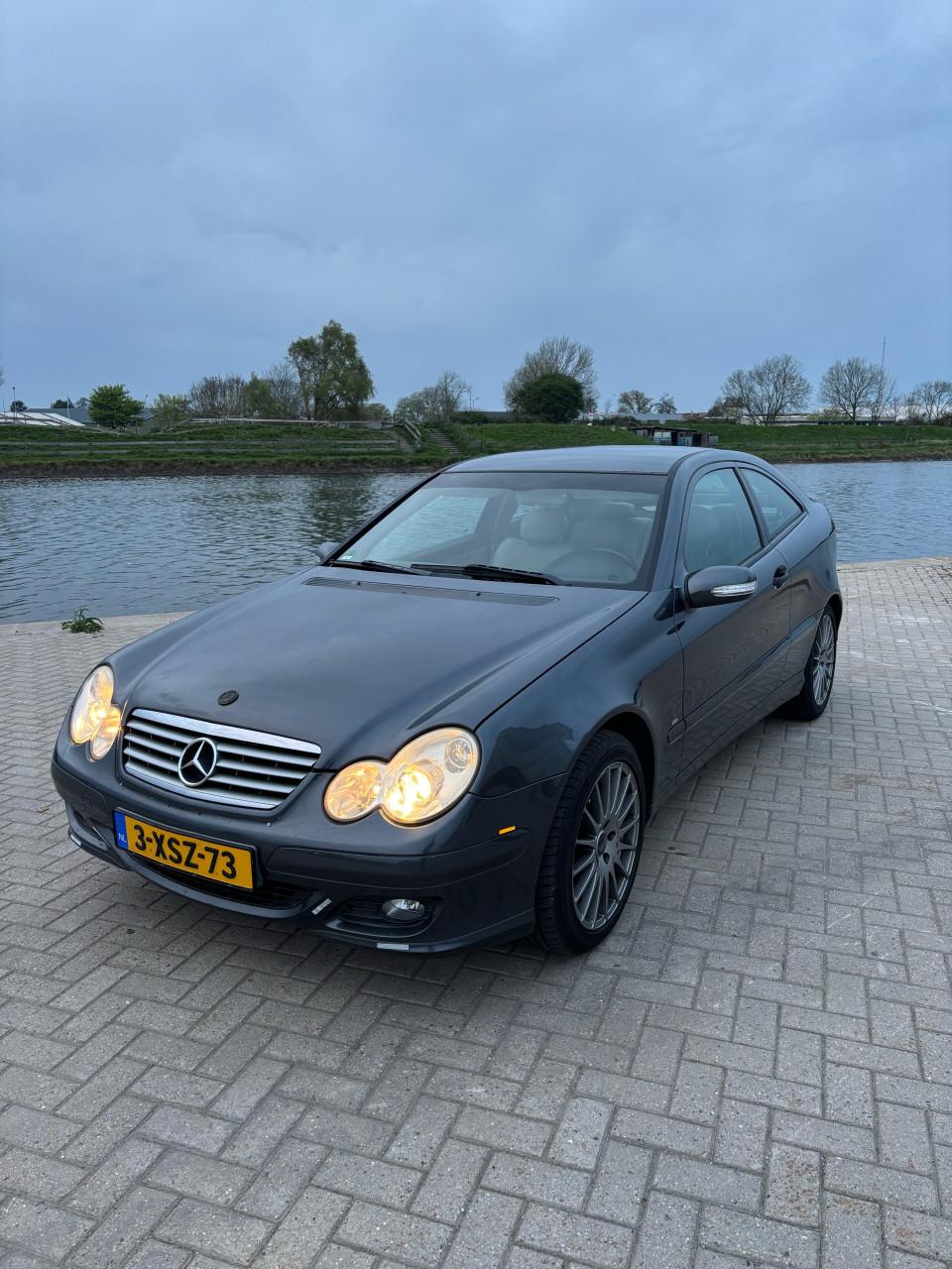 Mercedes Benz C-klasse 160 sportcoupé