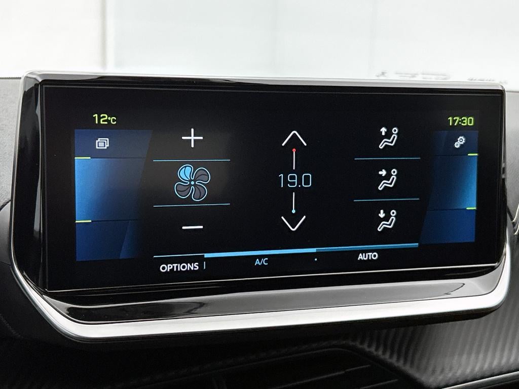 Peugeot 208 ev gt pack 50 kwh | stoelverwarming | icockpit | adaptive cruis