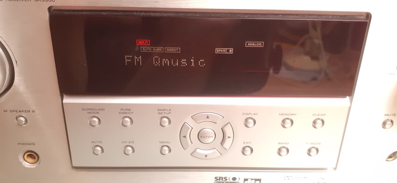MARANTZ SR-5500 reciever met afstandbediening in nieuw staat
