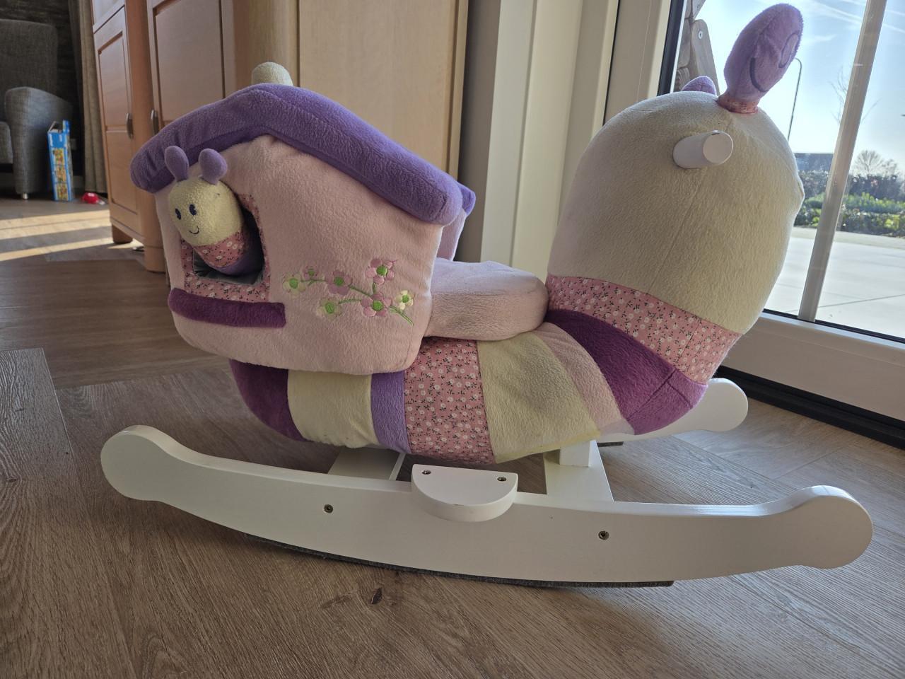 Hobbeldier Little Bird Told me