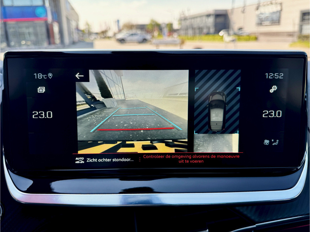 Peugeot 208 1.2 puretech gt navi ecc cruise camera