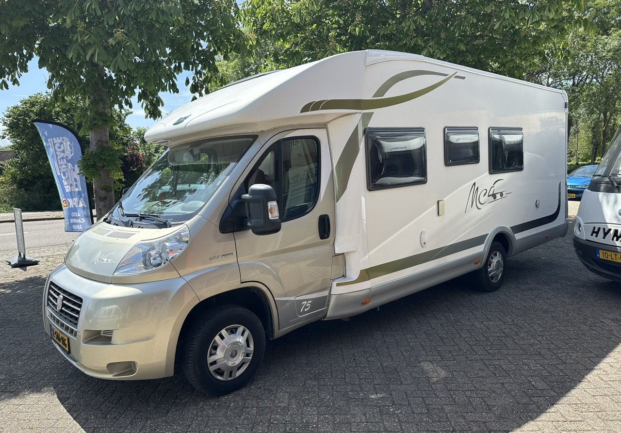 Comfortabel reizen in stijl – ontdek de McLouis MC4-75, 2012, lengtebedden