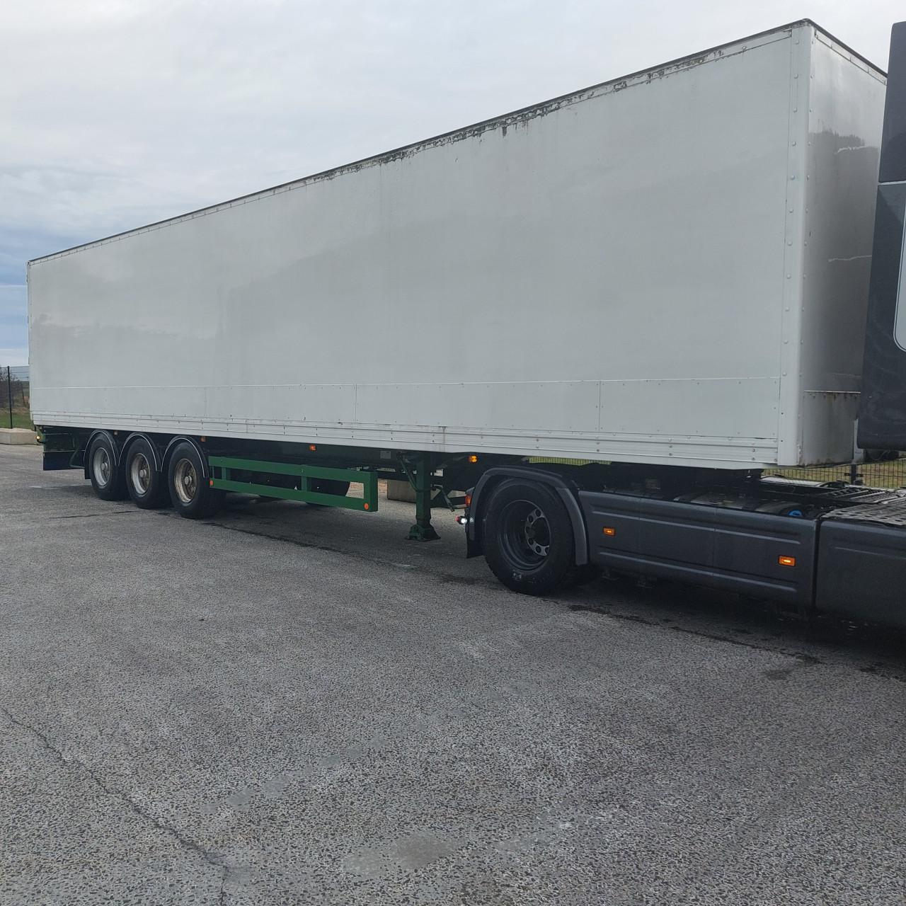 Trailer gesloten