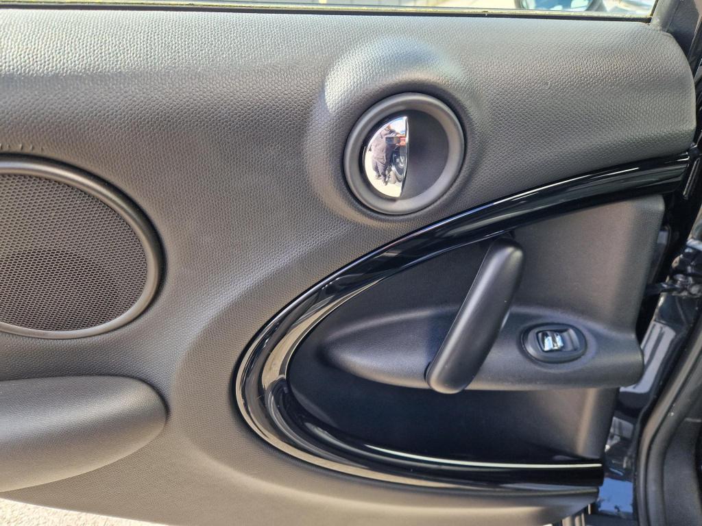 Mini Countryman mini 1.6 cooper knockout edition