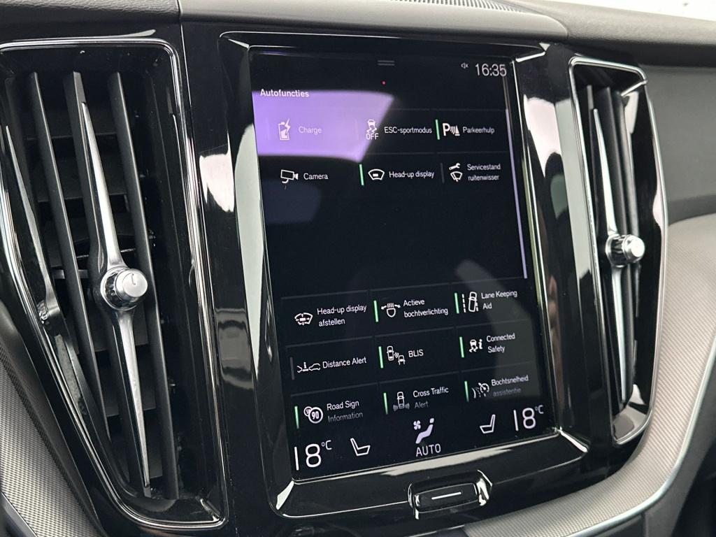 Volvo XC60 t8 390pk recharge r-design| pano| 360camera| trekhaak| h&k sound