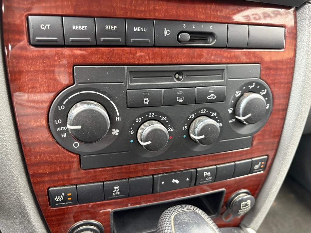 Jeep Grand Cherokee 5.7 v8 hemi limited