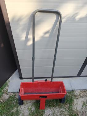 Einhell strooiwagen