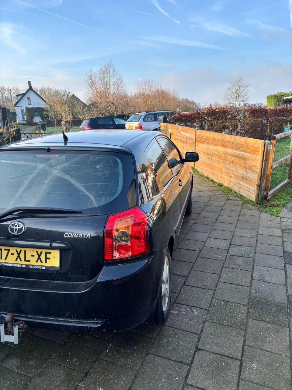 MOOIE TOYOTA COROLLA 1.6 16V VVT-i 3DR 2007 ZWART