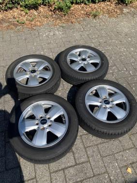 Mini Velgenset met band 15”