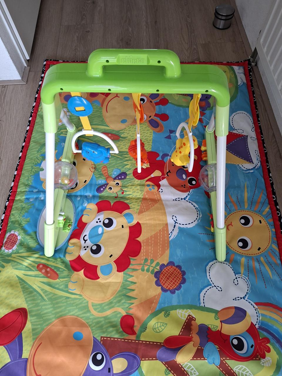 Vloerkleed met babygym