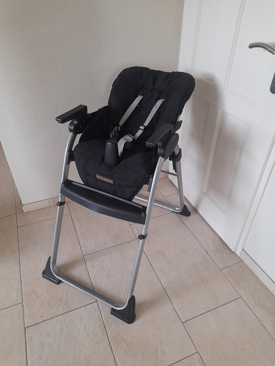 Koelstra kinderstoel (in goede nette staat )verstelbaar!