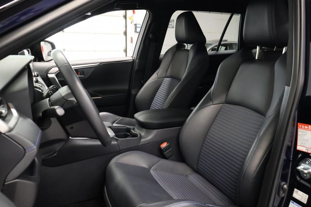 Toyota Rav4 2.5 hybrid awd bi-tone | jbl