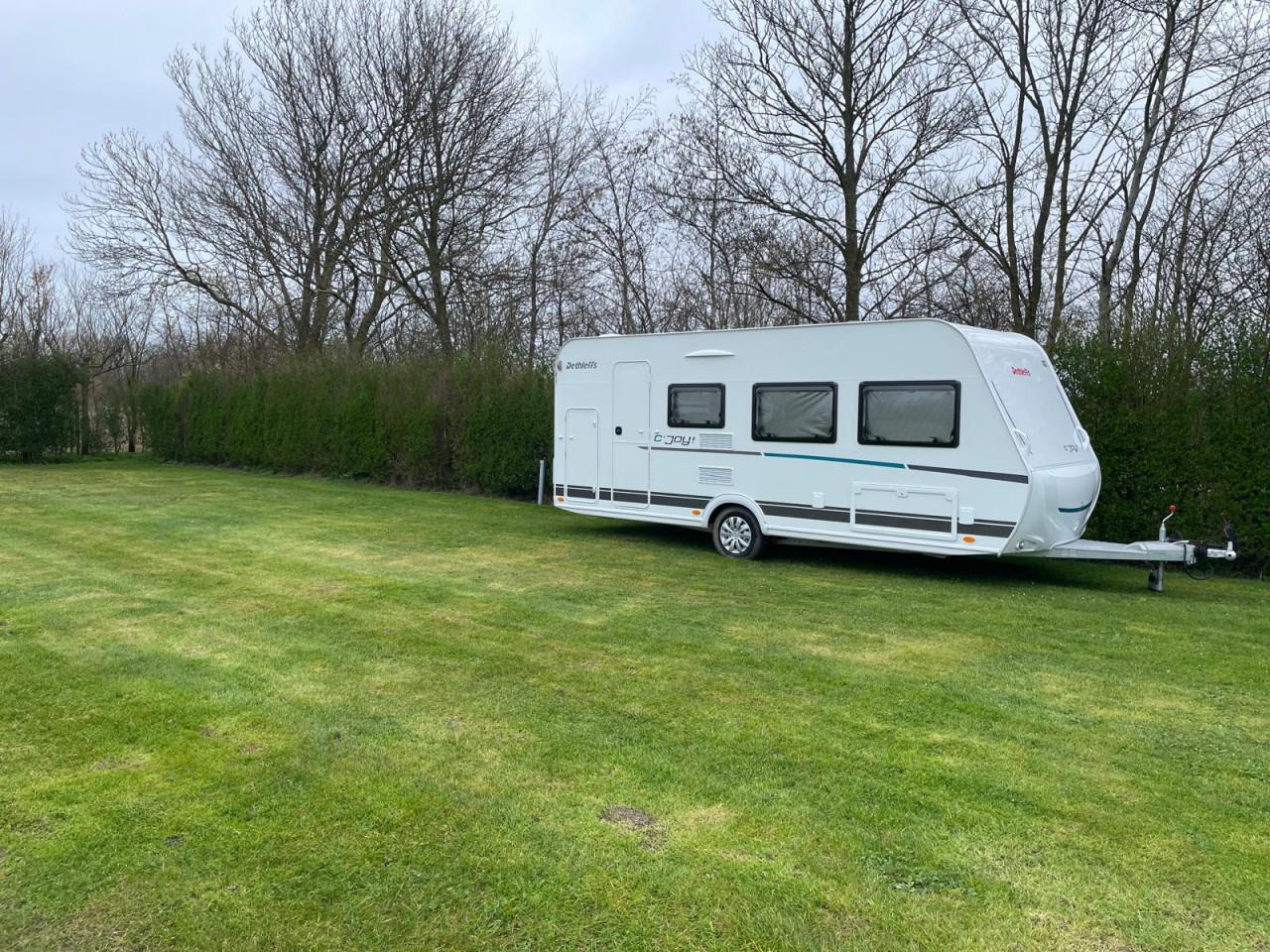 Prima onderhouden caravan (4 seizoenen gebruikt) stapelbed, 6/7 slaapplaats