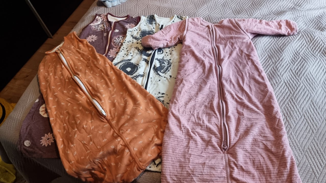 Groot kledingpakket meisje(maat 92/98/104)