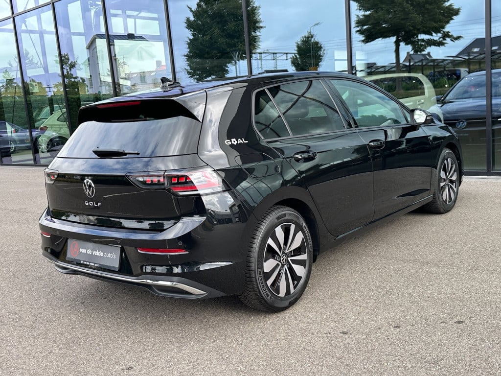 Volkswagen Golf 1.5 tsi 150pk goal | trekhaak | camera | adapt. cruise | iq