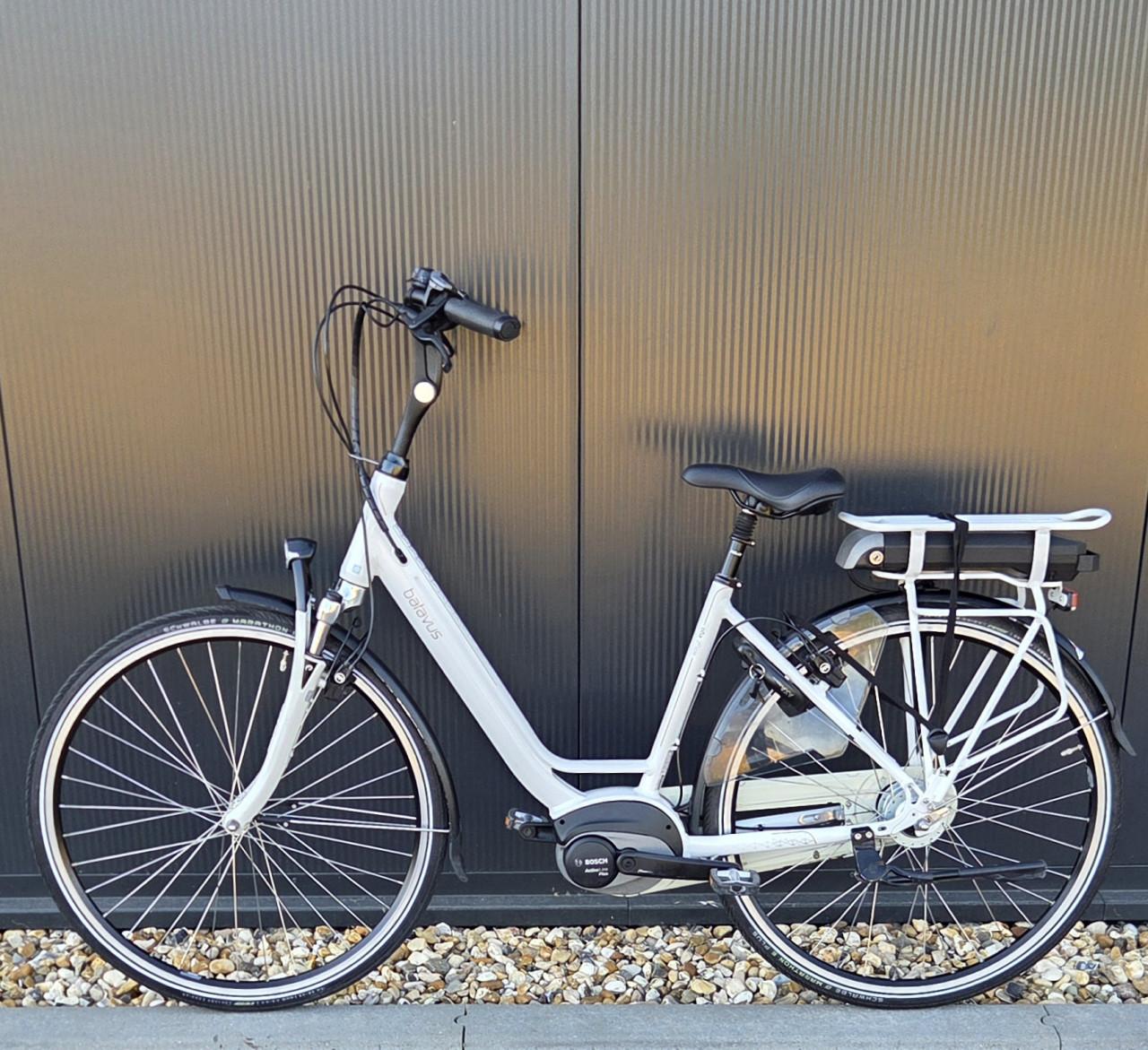 Mooie Batavus Wayz E-Go Bosch Active Line-Plus 400Wh 53cm