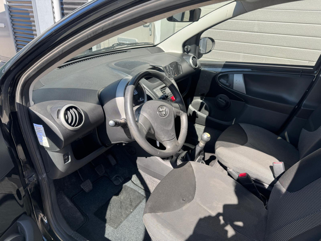 Toyota Aygo 1.0 vvt-i aspiration/1e eig/nap/apk/airco