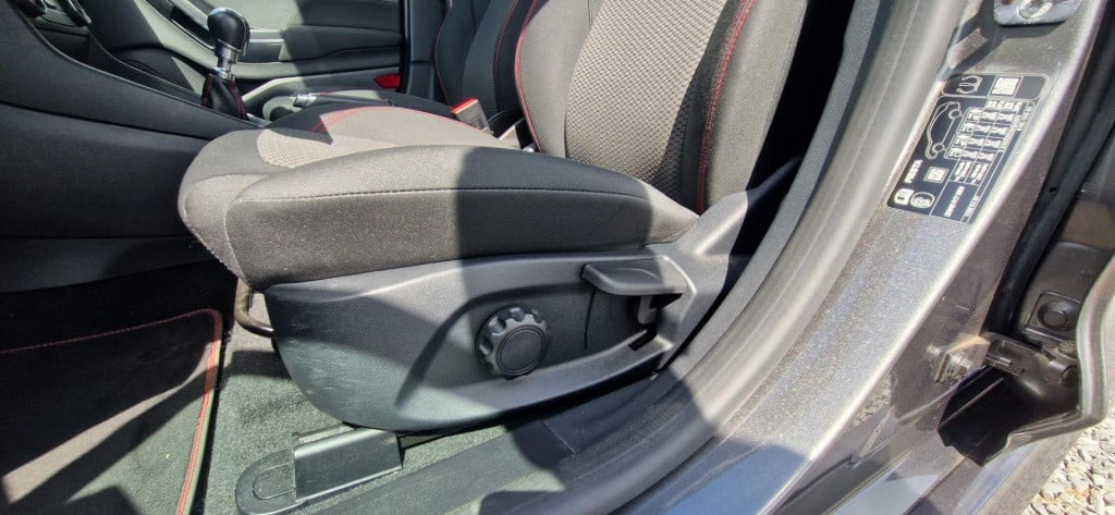 Ford Fiesta 1.0 ecoboost st-line | navi | carplay | cruise control | parkee