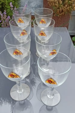 €1 voor 8 Steenbrugge bierglazen