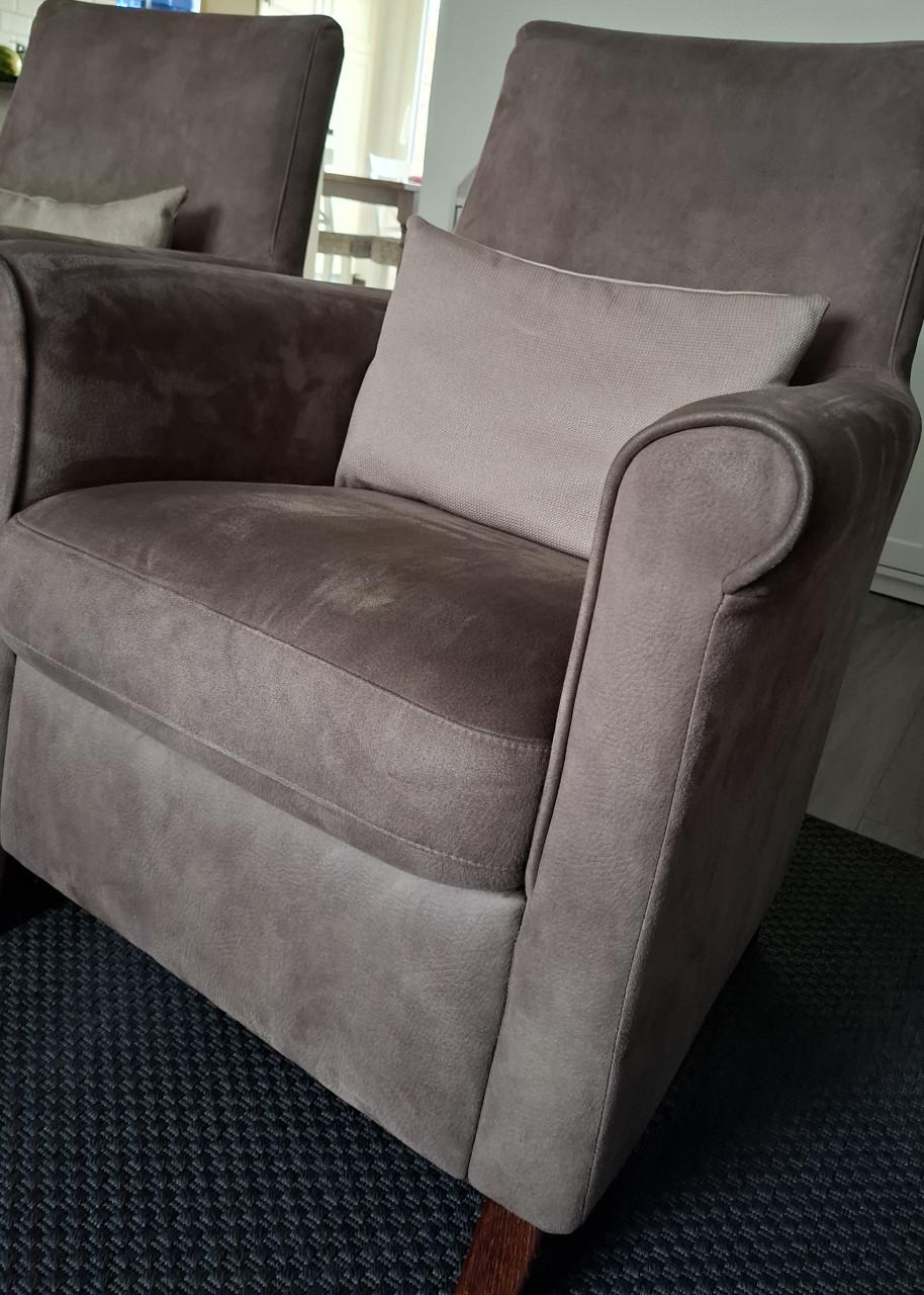2 suède leer fauteuils