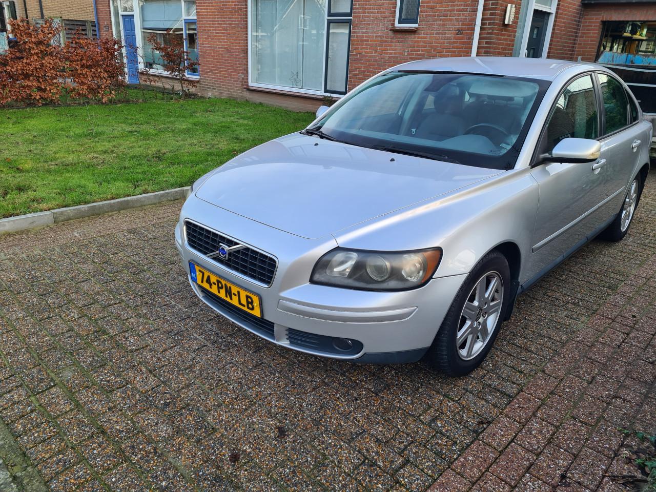 Volvo S40 2004