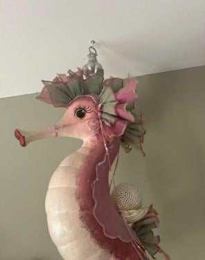 Groot decoratief zeepaard, uniek en kleurrijk